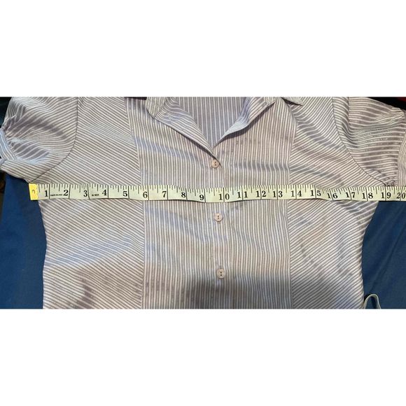 X-teen’s Shirt Women Sz M Purple Button Up Short Cap Sleeve Pin Stripe Nice Cut - Picture 9 of 12